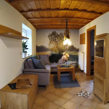 Exoten-paradies Im Garten Seggewiss - Tierfreie Nichtraucherwohnung Apartment
